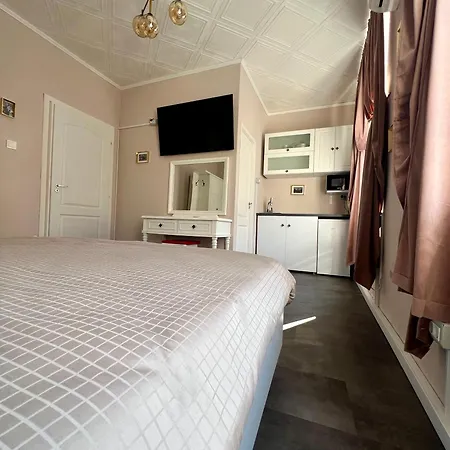 Old Town Horizon Apartment *